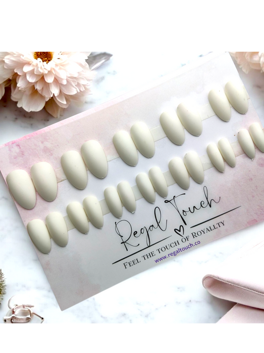Pearl Essence Nails